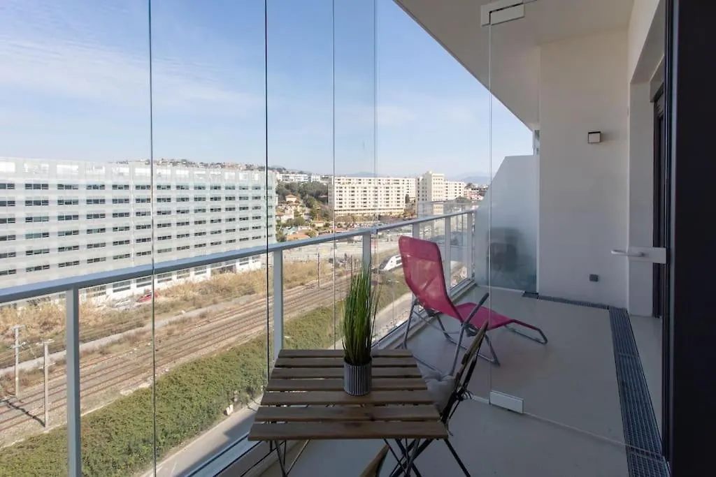 L17 Arenas Suite 3 Balconies/Parking, 5Mins To The Sea Nice 0*,